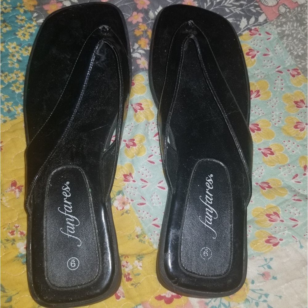 Fan Fares Black Thong Sandals Fip Flops